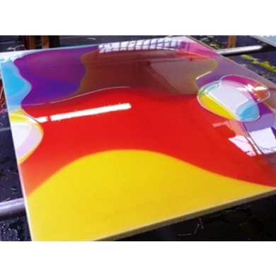 Liquid Resin Art (LRA). Résine époxy de glaçage et finition.