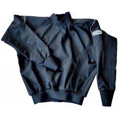 Le Classic Aquavet est un anorak étanche pour le kayak ou le canoë.