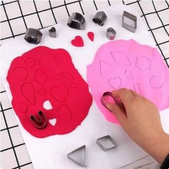 Emporte-pièces pour Plastiline.